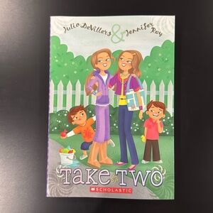 Trading Faces #2: Take Two - Scholastic Paperback Novel